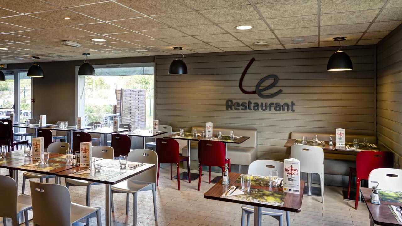 Campanile Evry Ouest - Corbeil Essonnes Hotel Exterior photo